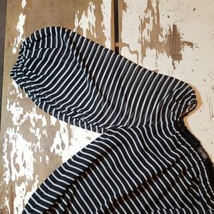 Vince Camuto Classy Blouson Style Striped Top - XS